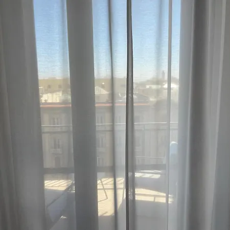 Pensjonat Maison Petruzzelli - In Bari